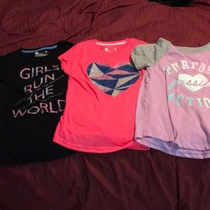 3 short  sleeve tees